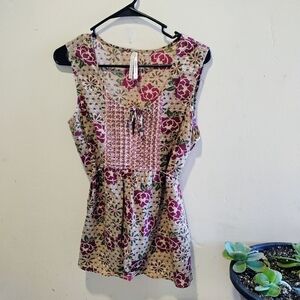 High Sierra Floral Print Sleeveless Blouse. Size L.  C104​​​​